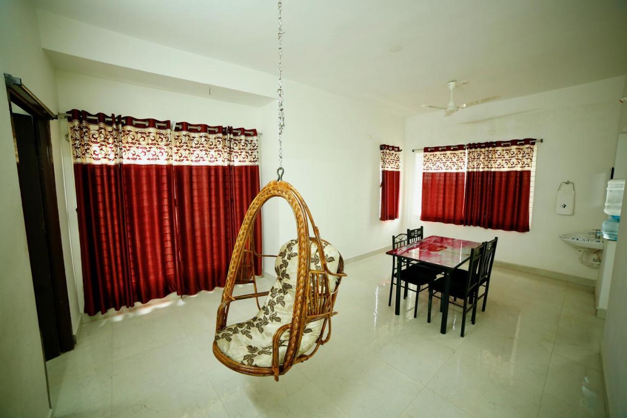 Truelife Homestays - Alamelu Avenue - Fully Furnished Ac 2Bhk Apartments In Tirupati - Walkable To Restaurants & Super Market - Fast Wifi - Kitchen - Easy Access To Airport, Railway Station, Sri Padmavathi & Tirumala Temple Exteriör bild