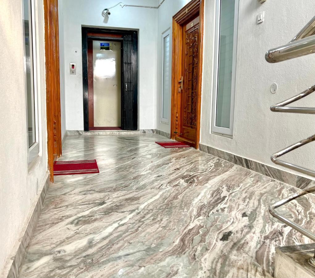Truelife Homestays - Alamelu Avenue - Fully Furnished Ac 2Bhk Apartments In Tirupati - Walkable To Restaurants & Super Market - Fast Wifi - Kitchen - Easy Access To Airport, Railway Station, Sri Padmavathi & Tirumala Temple Exteriör bild