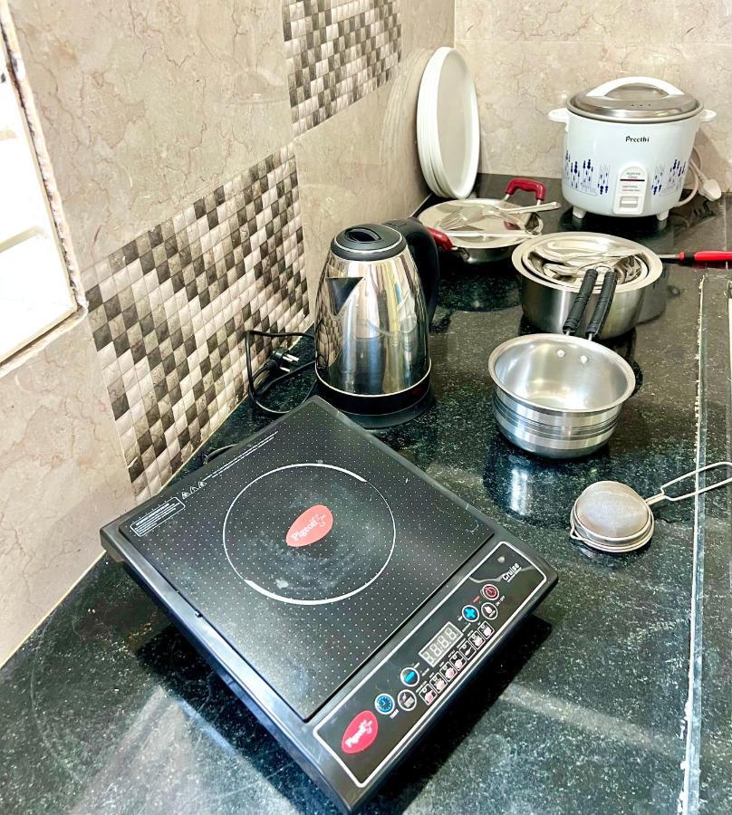 Truelife Homestays - Alamelu Avenue - Fully Furnished Ac 2Bhk Apartments In Tirupati - Walkable To Restaurants & Super Market - Fast Wifi - Kitchen - Easy Access To Airport, Railway Station, Sri Padmavathi & Tirumala Temple Exteriör bild